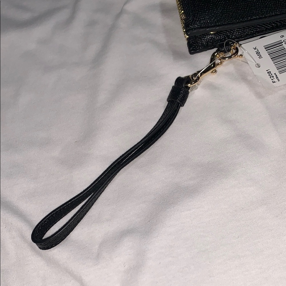 Coach Black Leather Wristlet with Gold‎ Details - 5100 - Picture 14 of 14